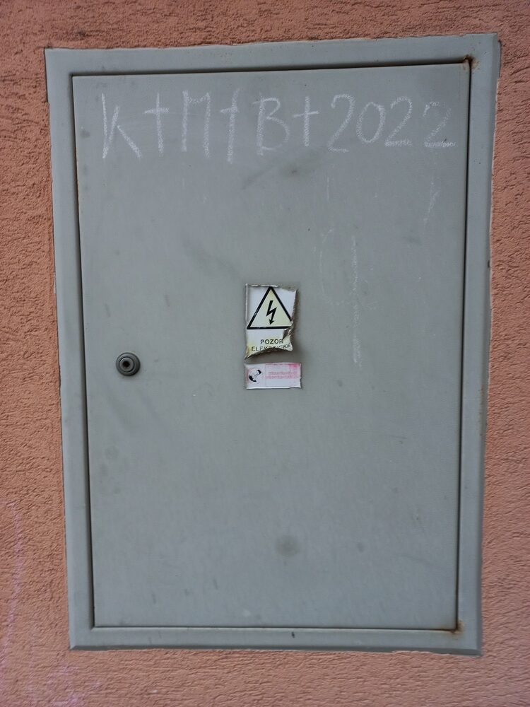 elektroměrová skříň